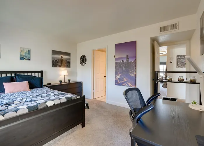 Dom wakacyjny 1 Mi To Spring Training! Gem W/ Balcony Scottsdale
